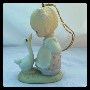 1989 Enesco Precious Moments #522910 Ornament